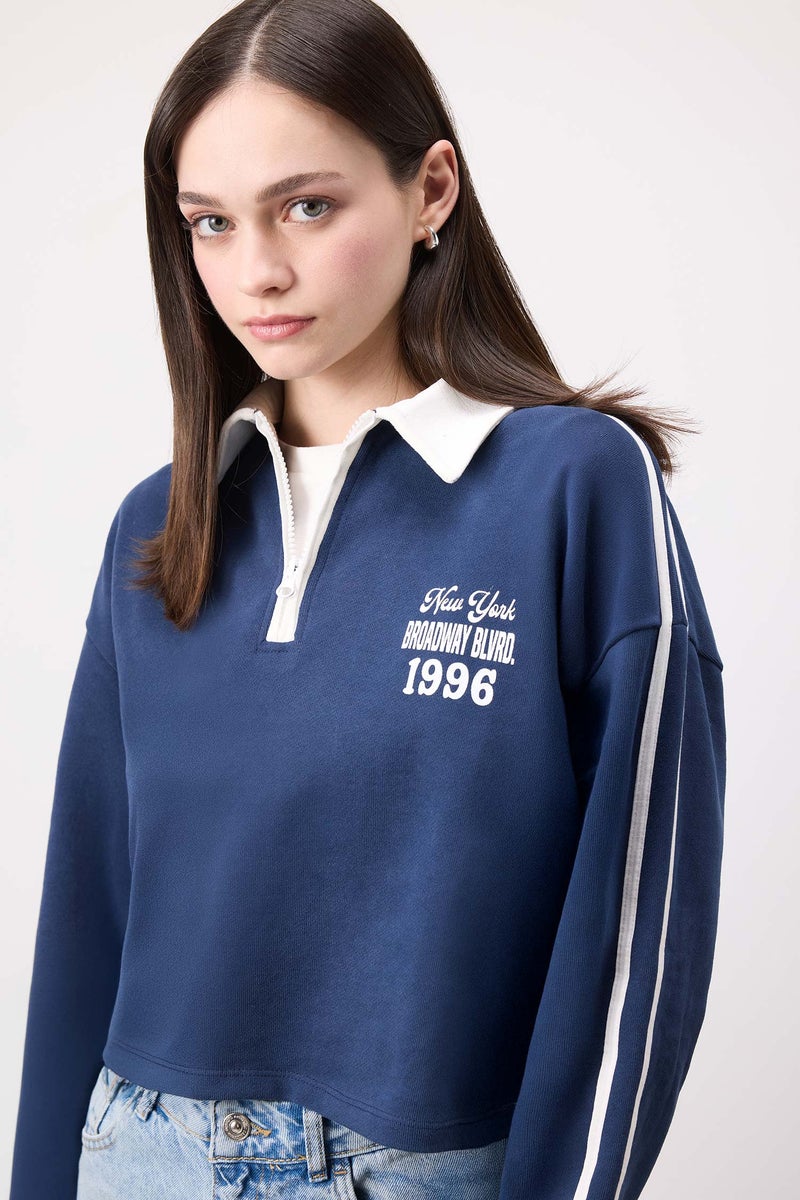 DeFacto Woman Zipper Collar Crop Sweatshirt - Image 1