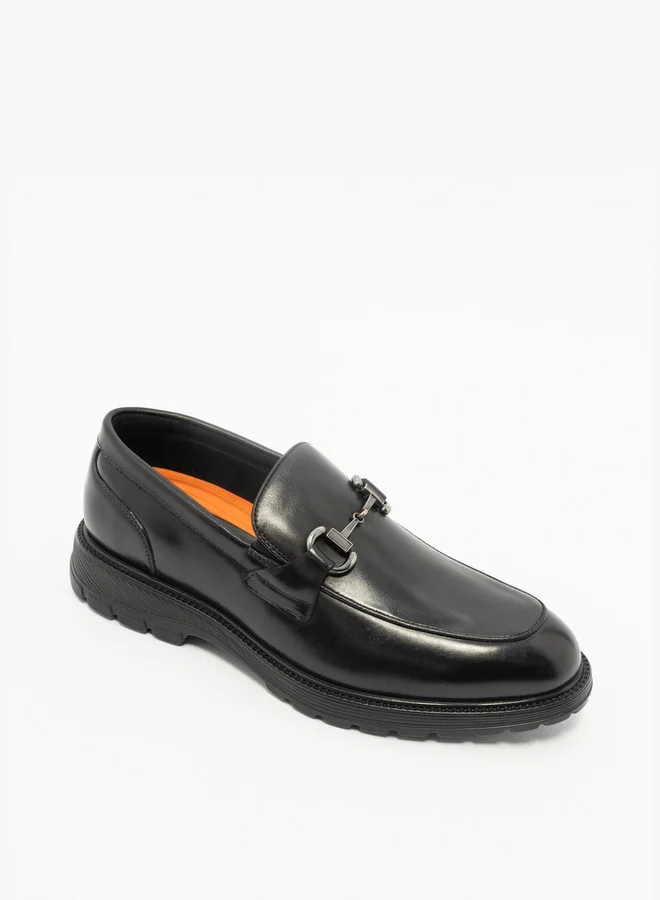 لو كونفورت Solid Metal Accent Loafers