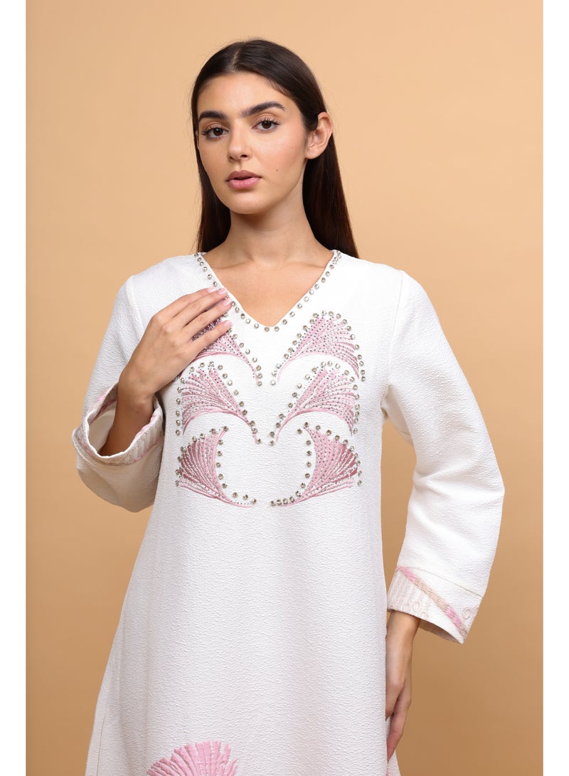 اكسا جلابيات مطرزة بالكريستال العصري - Image 2