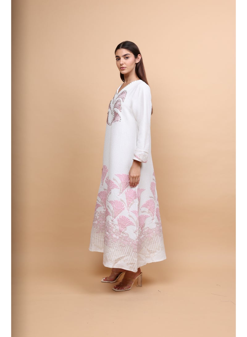 اكسا جلابيات مطرزة بالكريستال العصري - Image 3