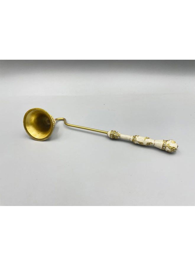 Earssa Candle Snuffer Vintage Unique Candle Extinguisher Snuffer with Long Handle Decorative Candle Extinguisher Metal Candle Stopper Candle Accessories Gift (White) - Image 4