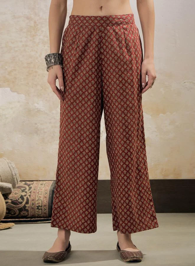 SASSAFRAS SASSAFRAS Maroon Floral Straight Kurta with Pencil Pants and Dupatta Set