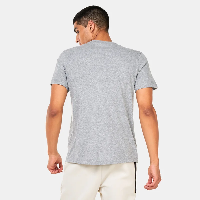 نايكي تيشيرت كرة قدم بشعار برشلونة للرجال