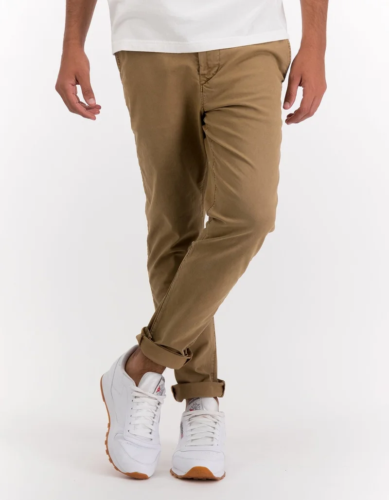 AE Flex Slim Chino