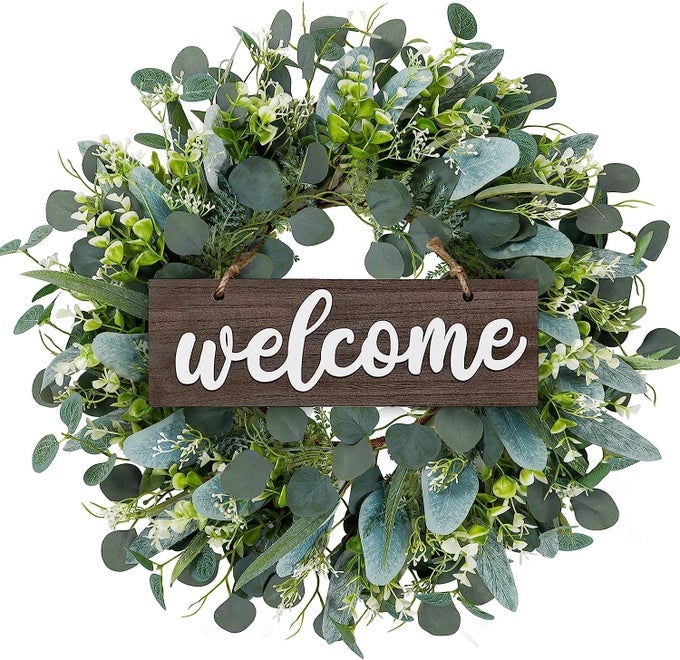 GREEN EUCALYPTUS WREATH WITH WELCOME SIGN 22IN SPRING SUMMER ARTIFICIAL EUCALYPTUS WREATH FOR FRONT DOOR POLYTYPE LEAVES WREATH FOR WALL WINDOW FESTIVAL FARMHOUSE PATIO GARDEN DECOR BROWN