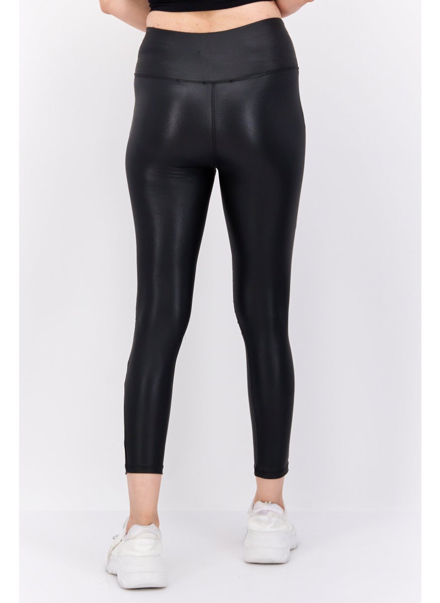 NEW LOOK Women Petite Solid Faux Leather Skinny Pants, Black  - Image 4