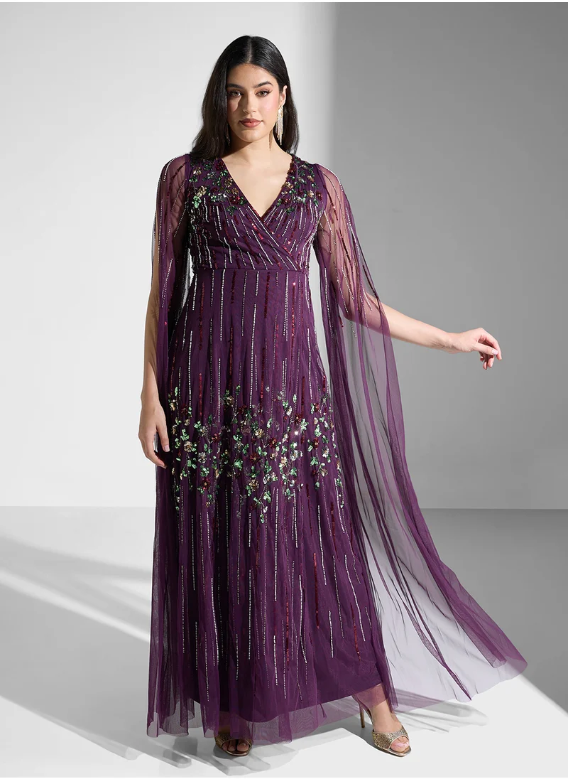 فروك اند فرل Embellished Cape Sleeve Dress