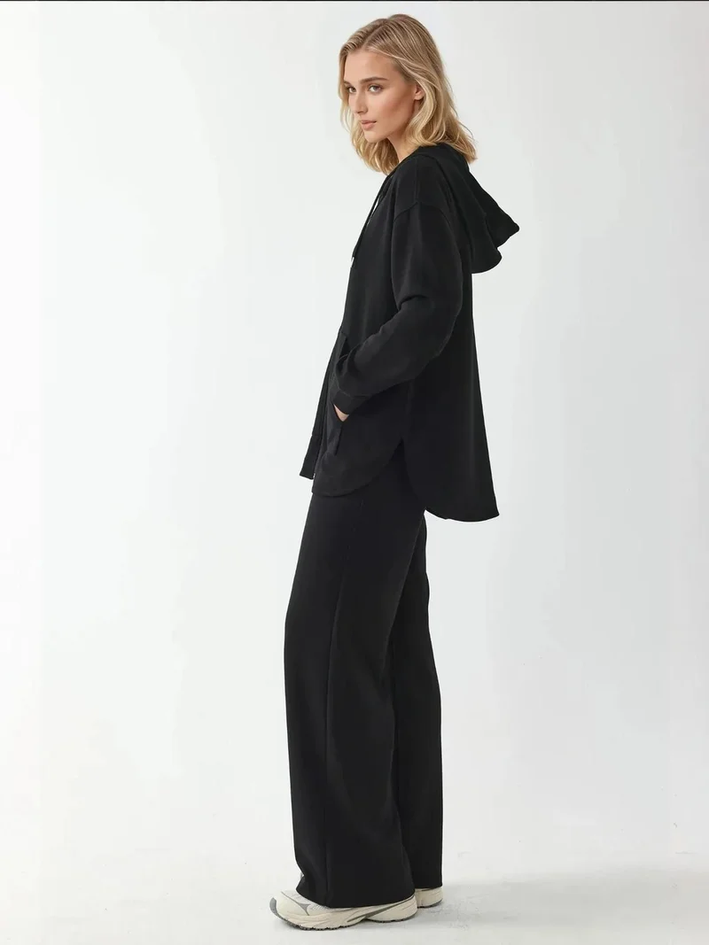 هيكاب هودي طويل الأكمام بغطاء رأس وسحاب