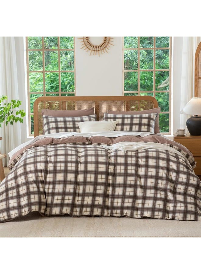 BUPIRD Buffalo Plaid Comforter Set King 3 Pieces Soft Cute Plaid Bedding Comforter Lightweight Check Geometric Style Geometric Comforter Set for All Seasons 1 Comforter and 2 Pillowcases - Image 2