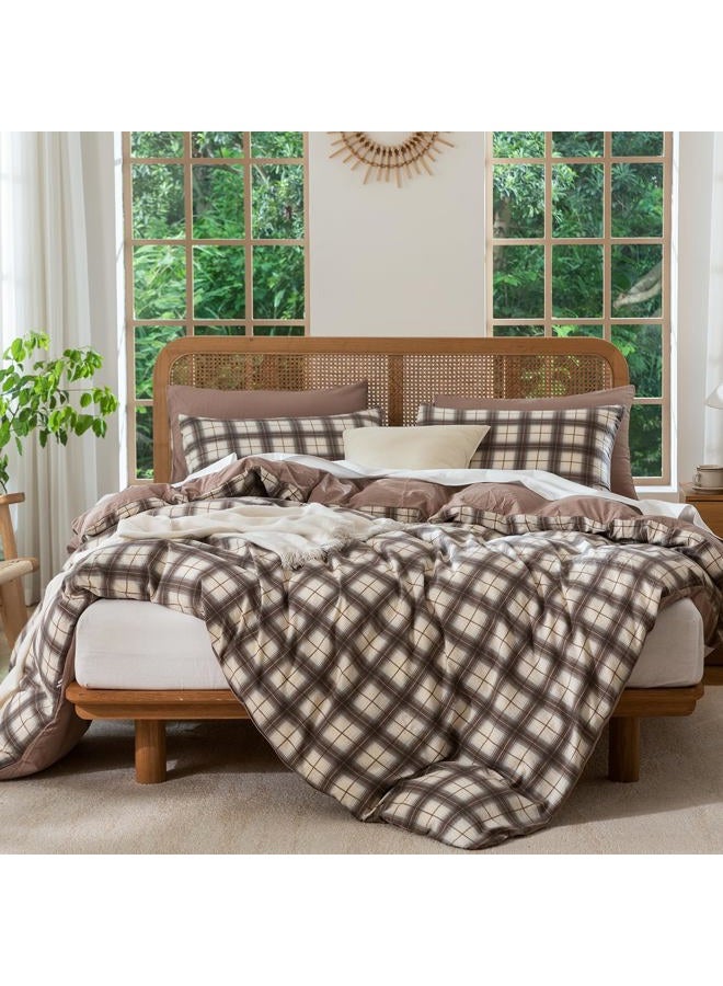BUPIRD Buffalo Plaid Comforter Set King 3 Pieces Soft Cute Plaid Bedding Comforter Lightweight Check Geometric Style Geometric Comforter Set for All Seasons 1 Comforter and 2 Pillowcases - Image 4