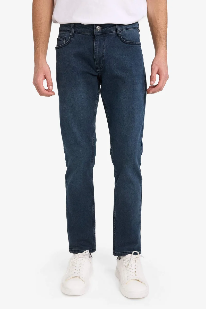 Defacto  Pedro Slim Fit Normal Waist Jeans for Men | Best Price UAE