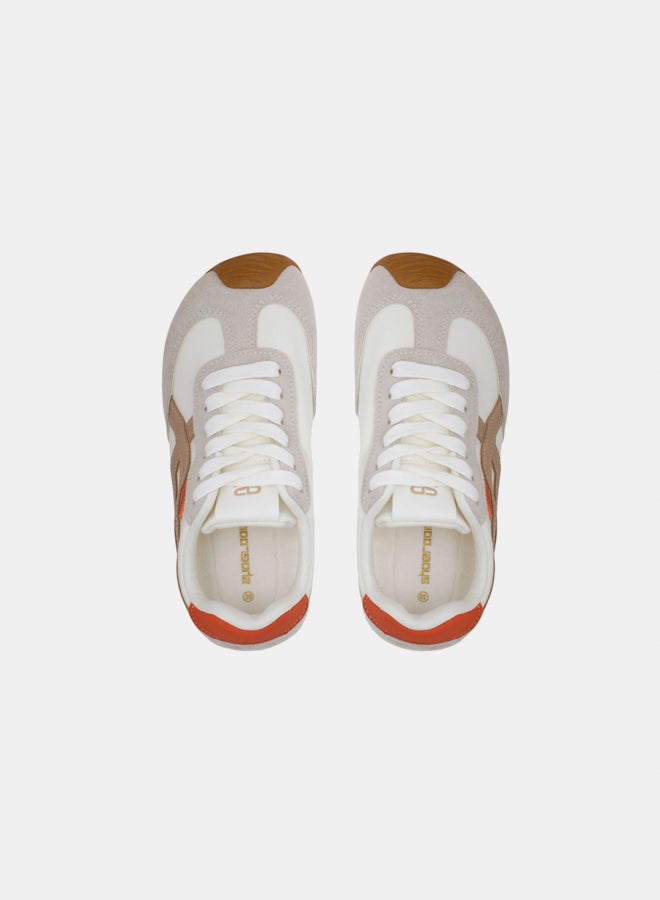 شوروم حذاء رياضي كاجوال من شو روم - Image 1