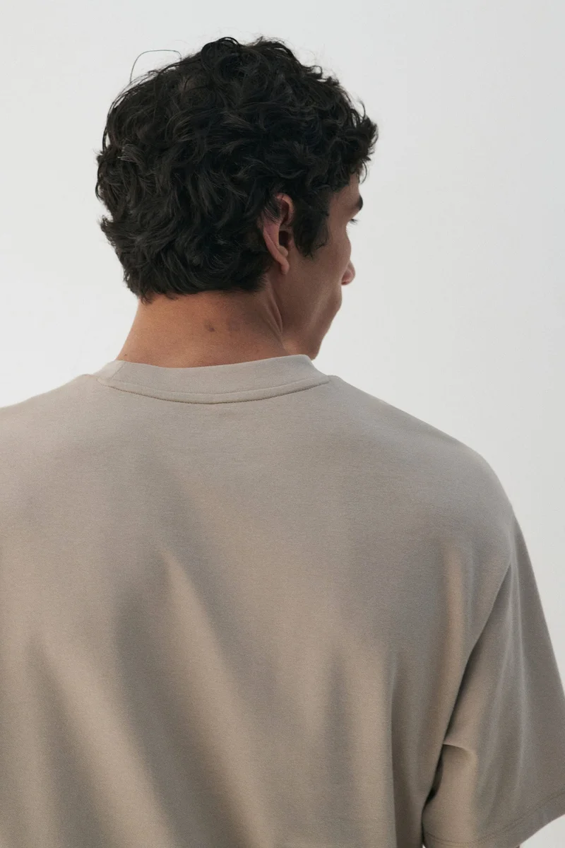 H&M  Cooling Relaxed Fit T-shirt for Men | Best Price UAE
