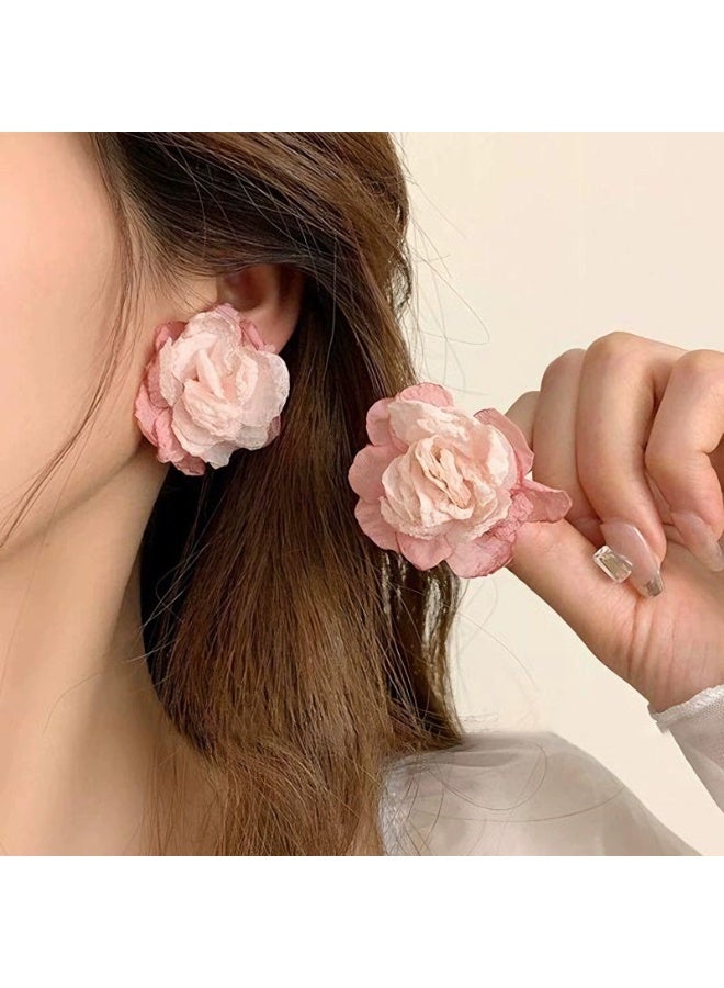 Goolsky أقراط زهور شيفون وردية / مشبك للنساء – مجوهرات أنيقة مستوحاة من الجنيات الربيعية، زهور شيفون ناعمة بتصميم بدون ثقب، هدايا للارتداء اليومي في حفلات الحدائق الربيعية للأذان غير المثقوبة - Image 1