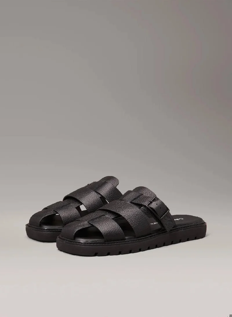 كالفن كلاين جينز صندل بنمط فيشرمان من الجلد