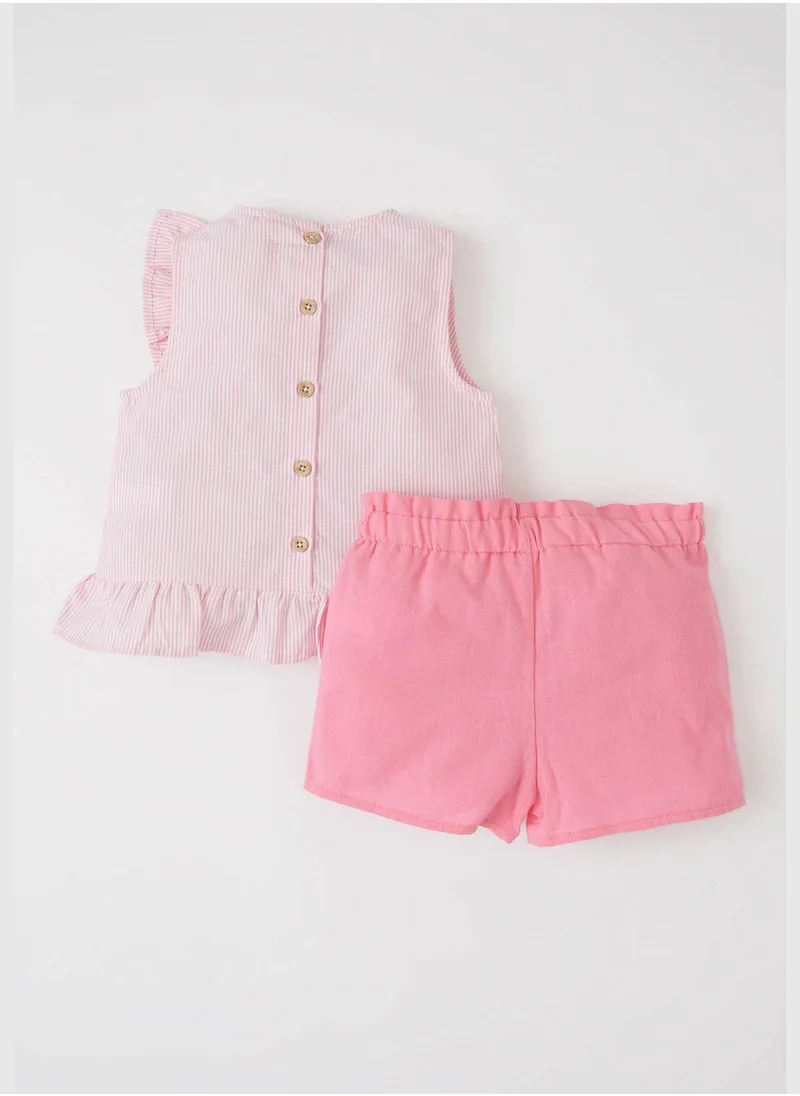 ديفاكتو Regular Fit Sleeveless Blouse & Mini Short Set