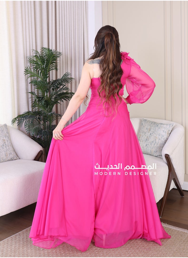 دينتك - فستان ناعم بفونكة في الكتف يتميز وبكم طويل ملتصق بفونكة يتوفر بالونين السماوي والفوشي يتم صنع الفستان من قماش ناعم وعالي الجودة، - Image 1