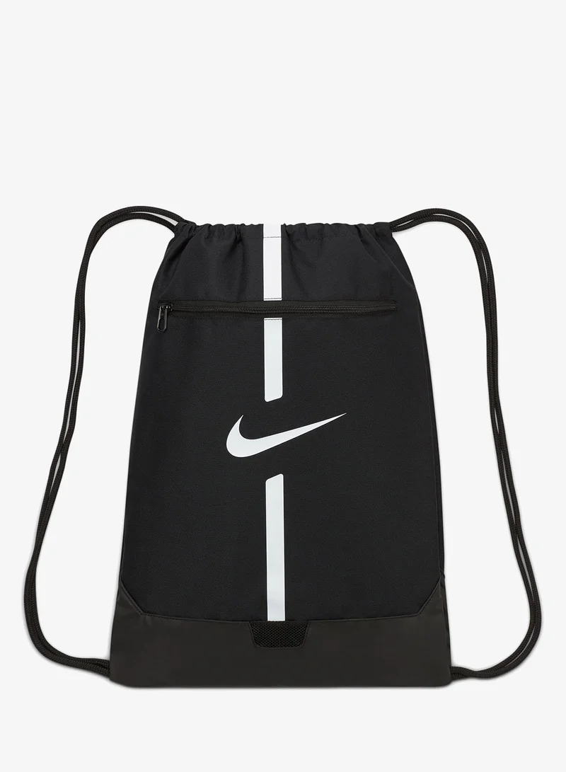 نايكي حقيبة رياضية أكاديمية