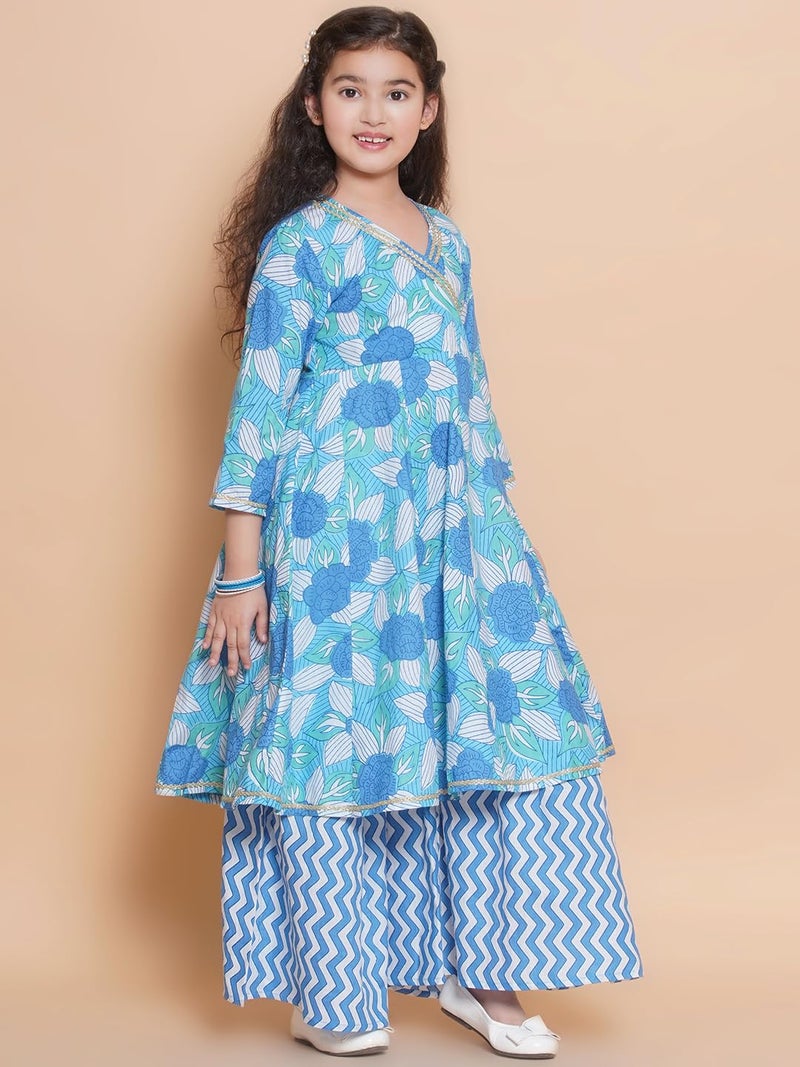 Bitiya by Bhama Girls Floral Printed V-Neck Gotta Patti Pure Cotton Kurta with Sharara(TKS200_11-12Y) - Image 2