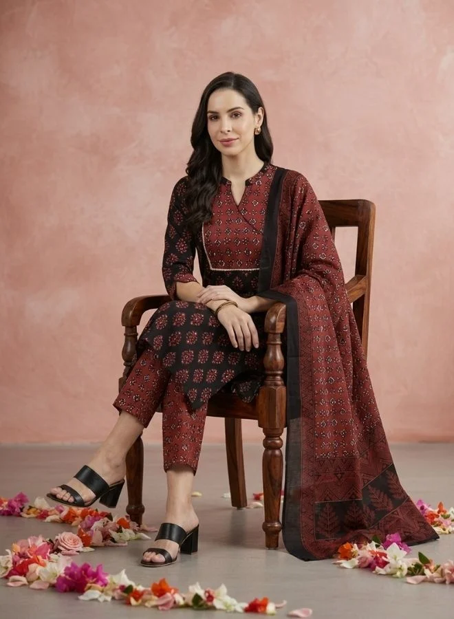 Yuris  Yuris Women Black  Maroon Cotton Ethnic Motif Block Print Kurta with Trousers  Dupatta for Women | Best Price UAE