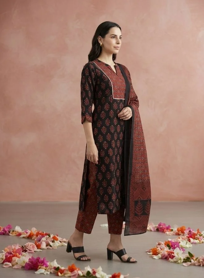Yuris  Yuris Women Black  Maroon Cotton Ethnic Motif Block Print Kurta with Trousers  Dupatta for Women | Best Price UAE