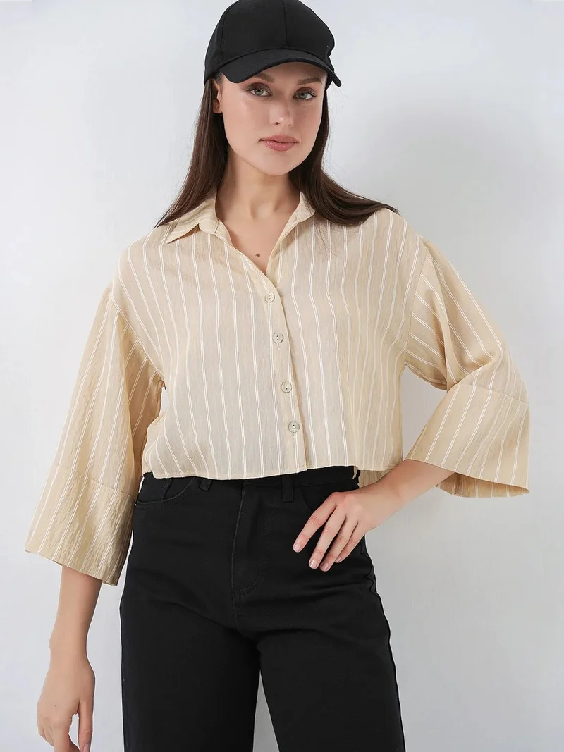BIG DART BDART Oversized Striped Cropped Shirt with Button Closure
