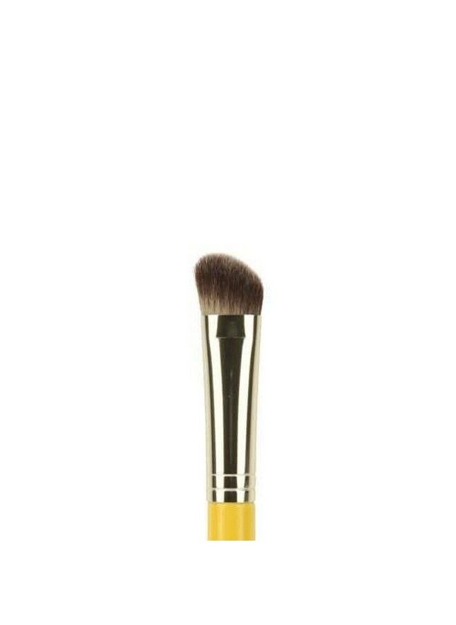 Bdellium Tools Professional Makeup Brush Studio Series Slanted Detailer 939  - Image 3