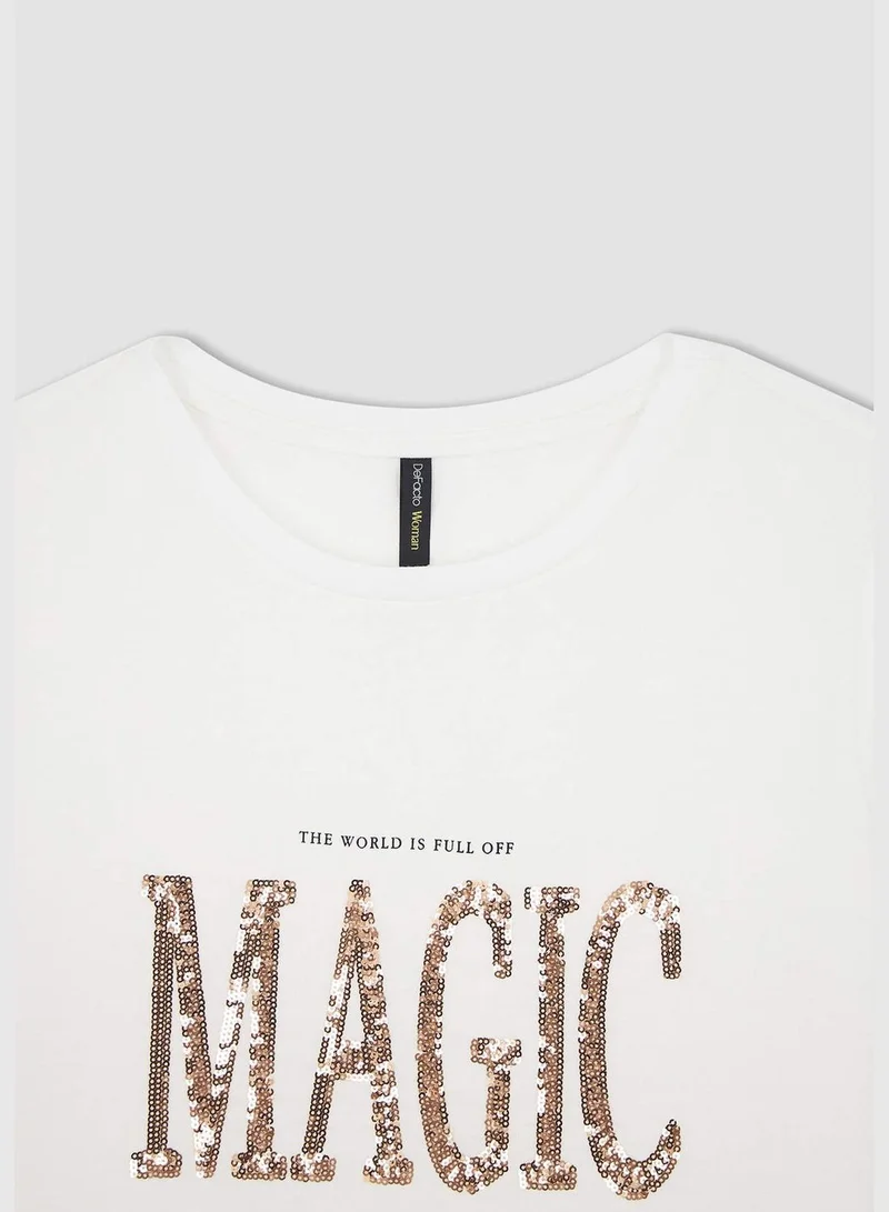 ديفاكتو Regular Fit Short Sleeve Slogan Print T-Shirt