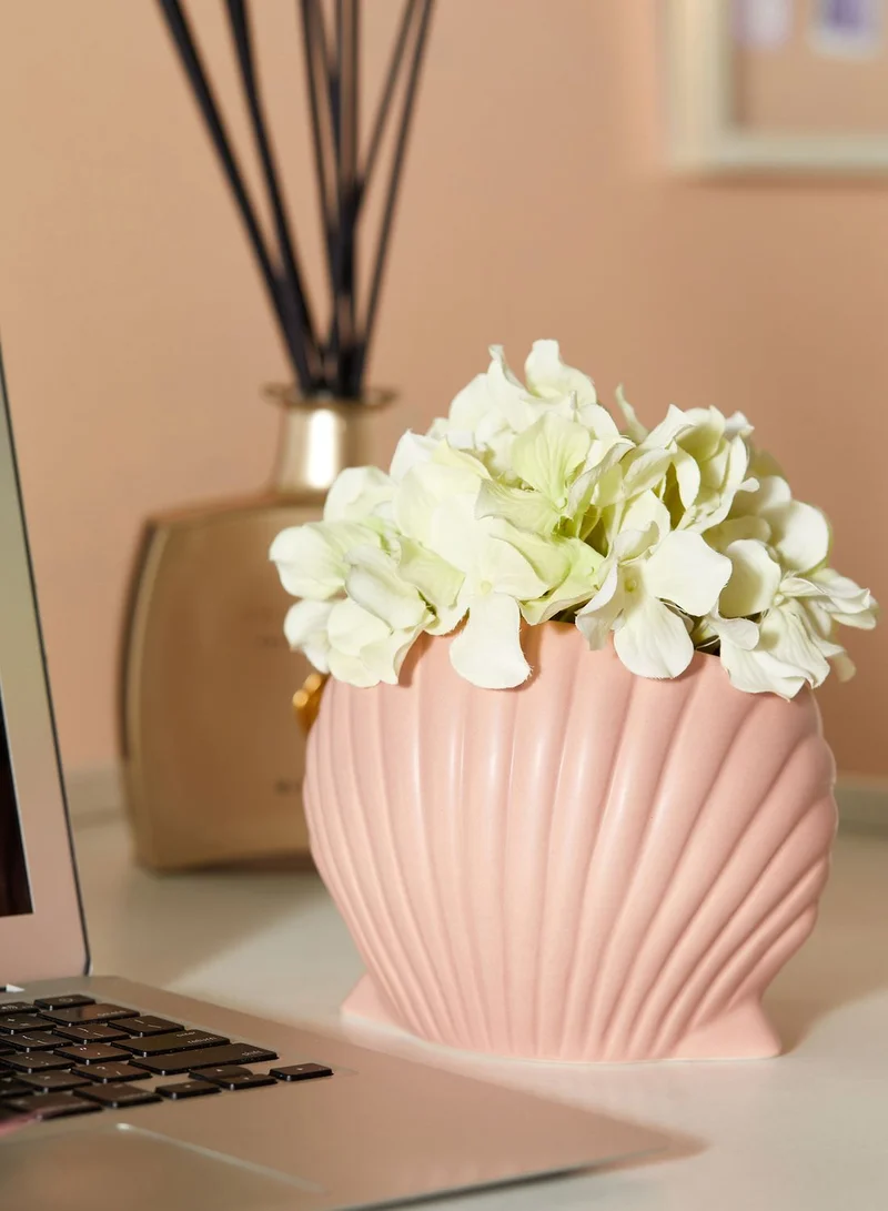Typo Small Clam Shell Shaped Planter