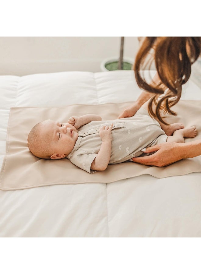 Konssy Faux Leather Baby Changing Mat 2 Pack - Image 3