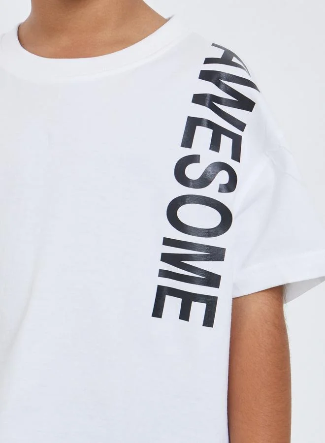 Styli Styli Boys Cotton Slogan T-Shirt and Shorts Set
