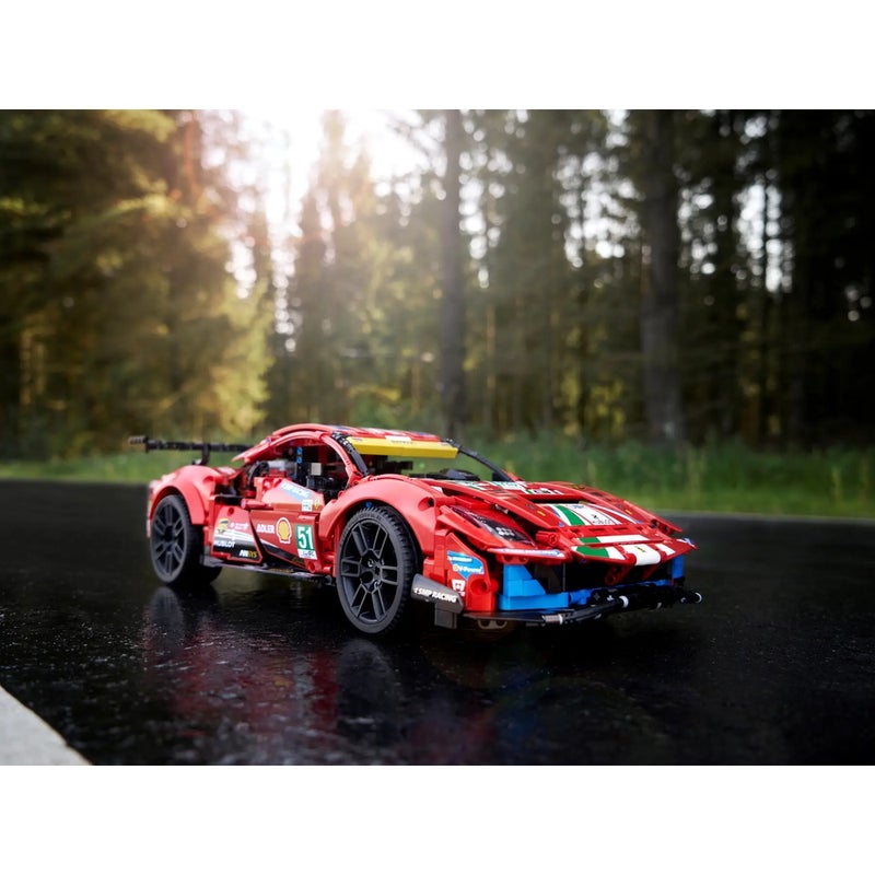 LEGO - Ferrari 488 GTE 1684 Pieces - 42125 - Image 3