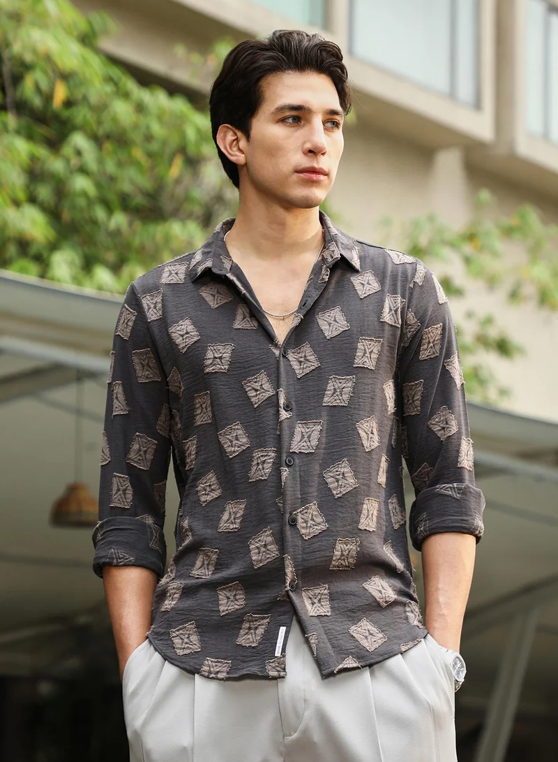 كامبوس سوترا Campus Sutra Men's Charcoal Grey Folk-Block Jacquard Shirt | Spread Collar , Long  Cuffed Sleeves , Button Closure | Geometric Jacquard | Nylon Viscose Shirt For Casual Wear