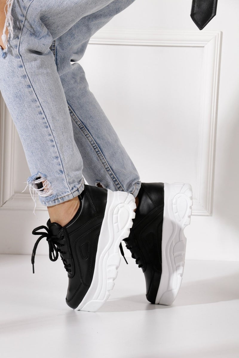 İmershoes أحذية رياضية نسائية يومية بكعب عالٍ 6 سم سنيكر أسود - أبيض - بيج - جلد لامع - جلد سويدي 001  - Image 5