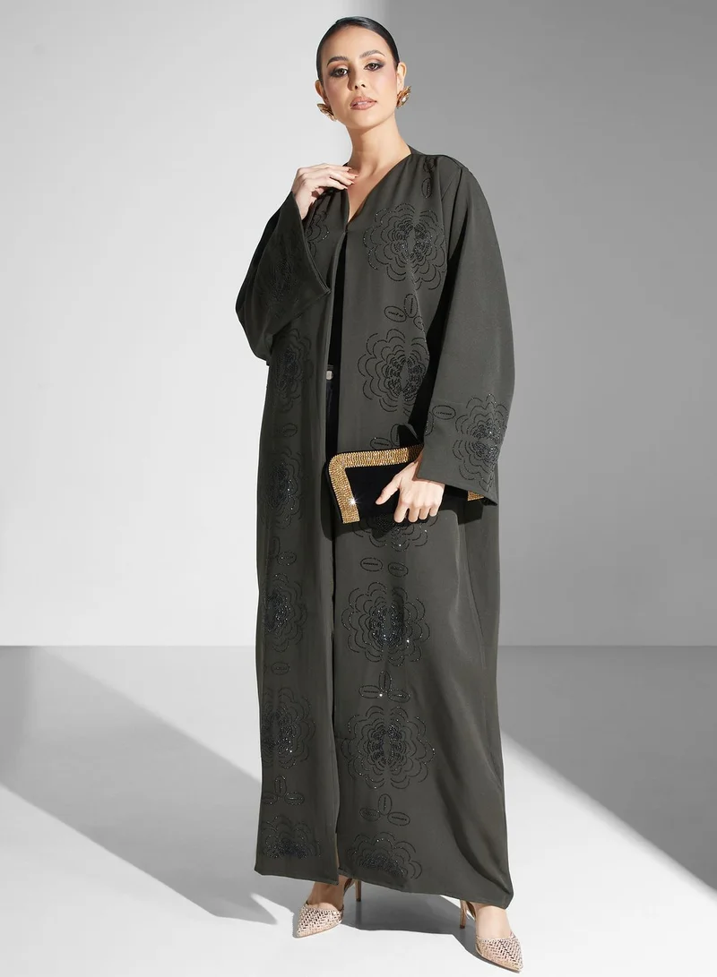 hayas closet Embellished Flared Sleeve Abaya