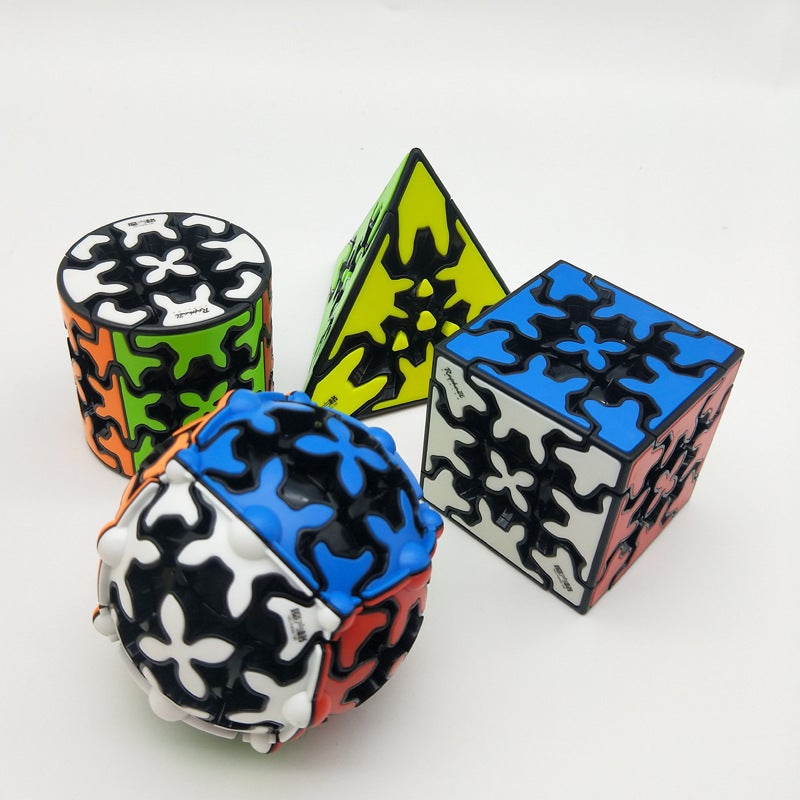 Qiyi Magic Square Gear Rubik'S Cube Gear Ball Pyramid Cylindrical Mechanical Gear Third Order Gear Rubik'S Cube - Image 3