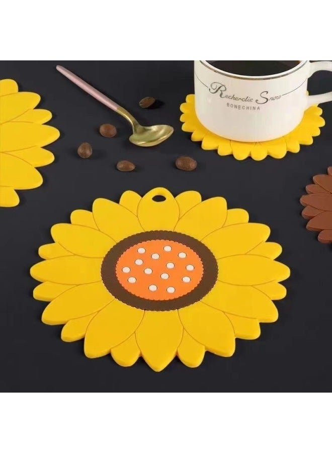 Cute Lotus Kitchen Soft Rubber Insulation Mat Customized Home Dining Table Pot Mat Tea Coaster Heat-resistant And Anti-scalding Table Mat-Color:Yellow-Specifications:Large Size (19.5*19.5cm)  - Image 4