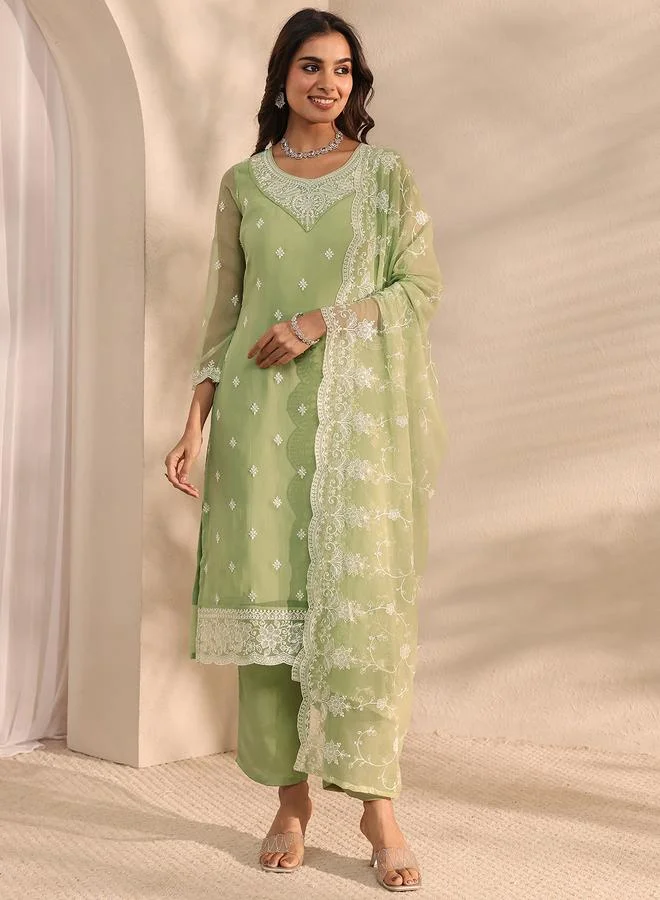 لباس Green Embroidered Chiffon Straight Kurta, Trousers and Dupatta Set