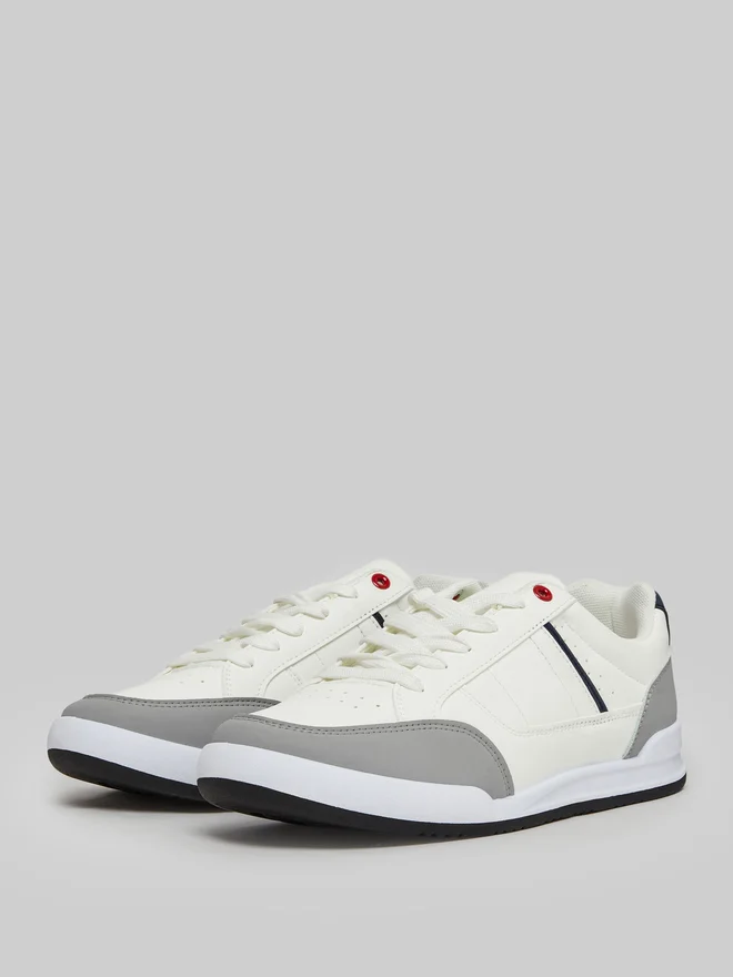 Styli Off White Men Off White Contrast Detail Sneakers for Men | Best Price UAE