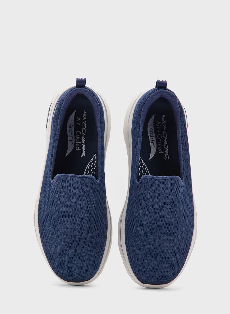 SKECHERS Go Walk Arch Fit 2.0