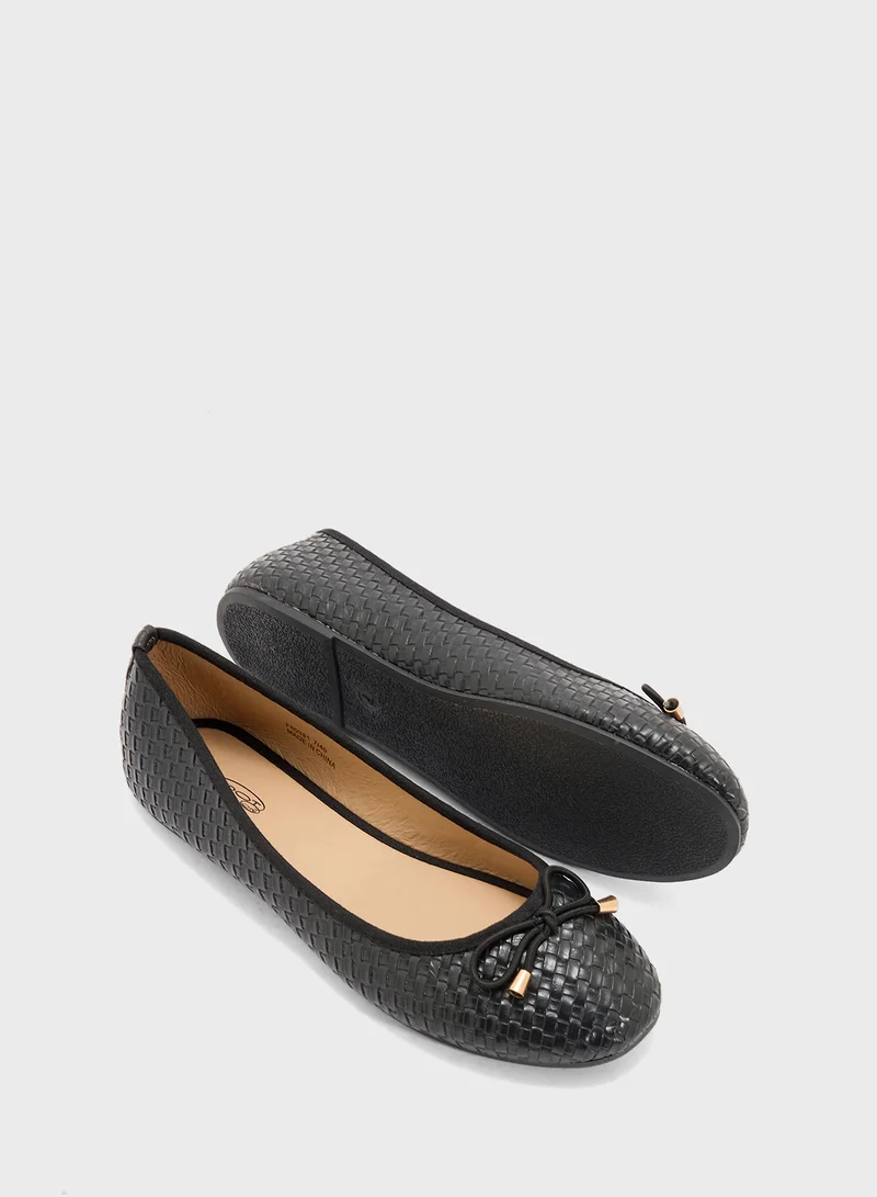 Spot-On Woven Detail Ballerina