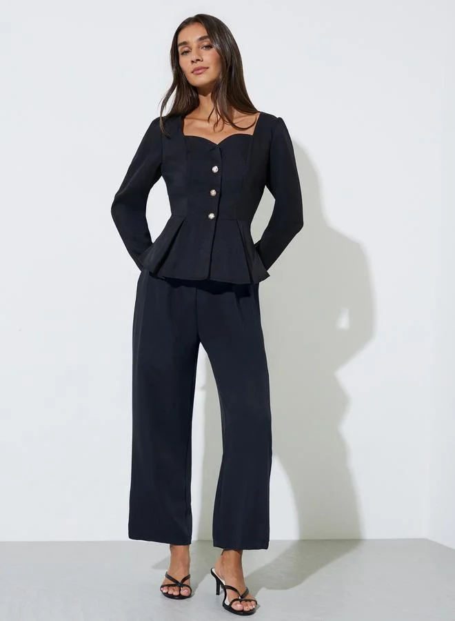 ستايلي Black Solid Pleated Detail Sweetheart Neck Peplum Top