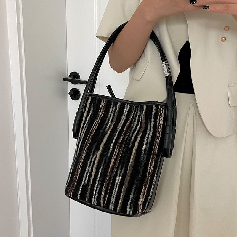 Summer Colorful Woven Striped Portable Small Bag Women'S Summer Simple Small Square Bag Fashionable Crossbody Bag - Image 3