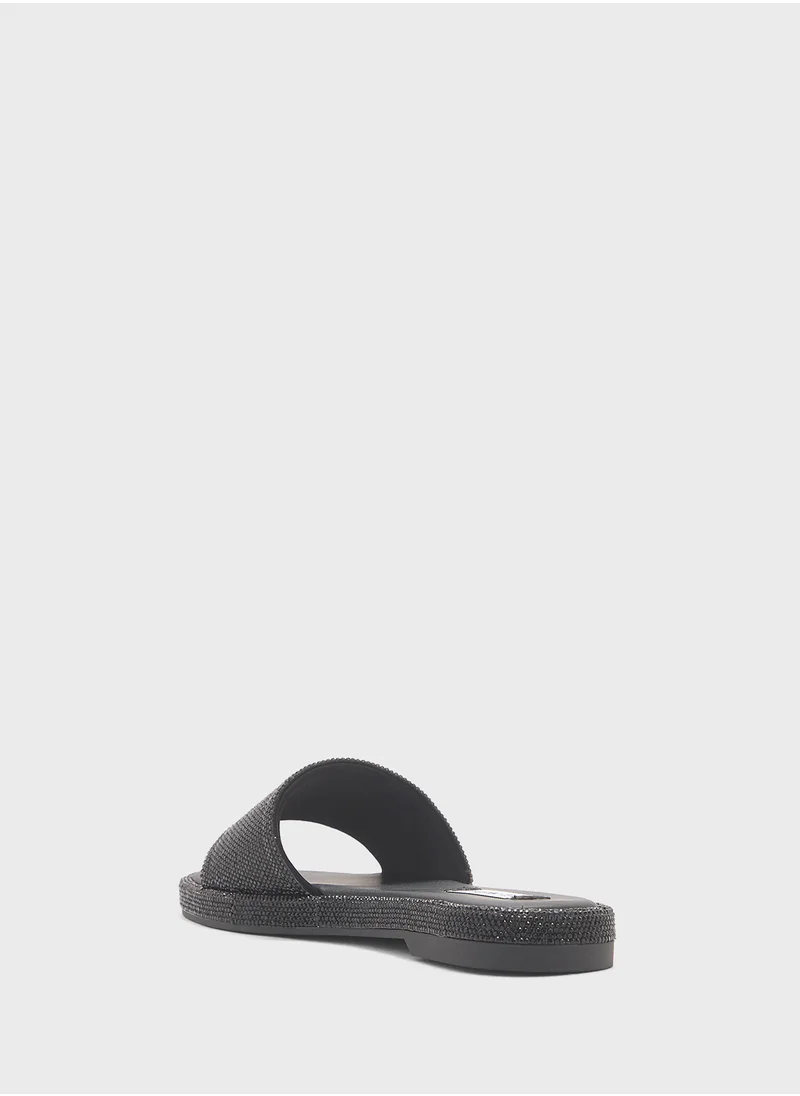 STEVE MADDEN Addiie Single Strap Flat Sandals