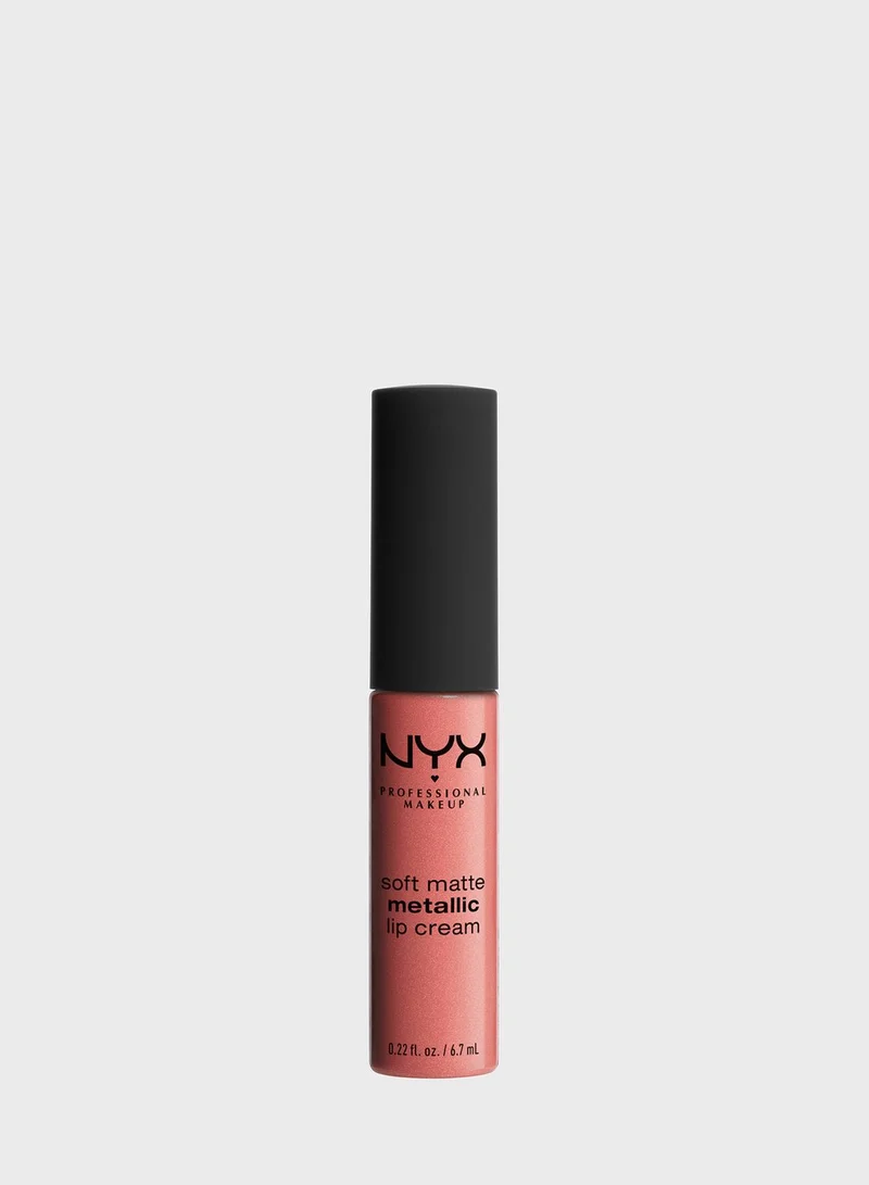 NYX PROFESSIONAL MAKEUP Soft Matte Metallic Lip Cream - Cannes