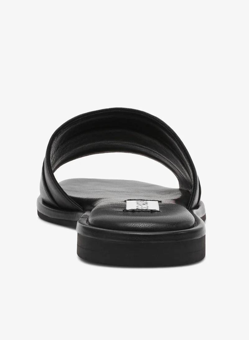 STEVE MADDEN  Nappa Leather Flat Sandals for Women | Best Price UAE