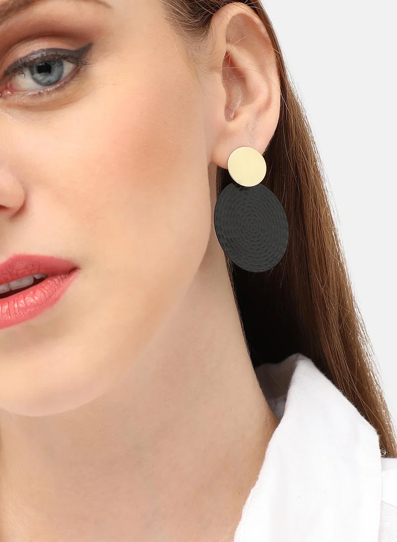 سوهي حلق مصمم للحفلات مطلي بالذهب