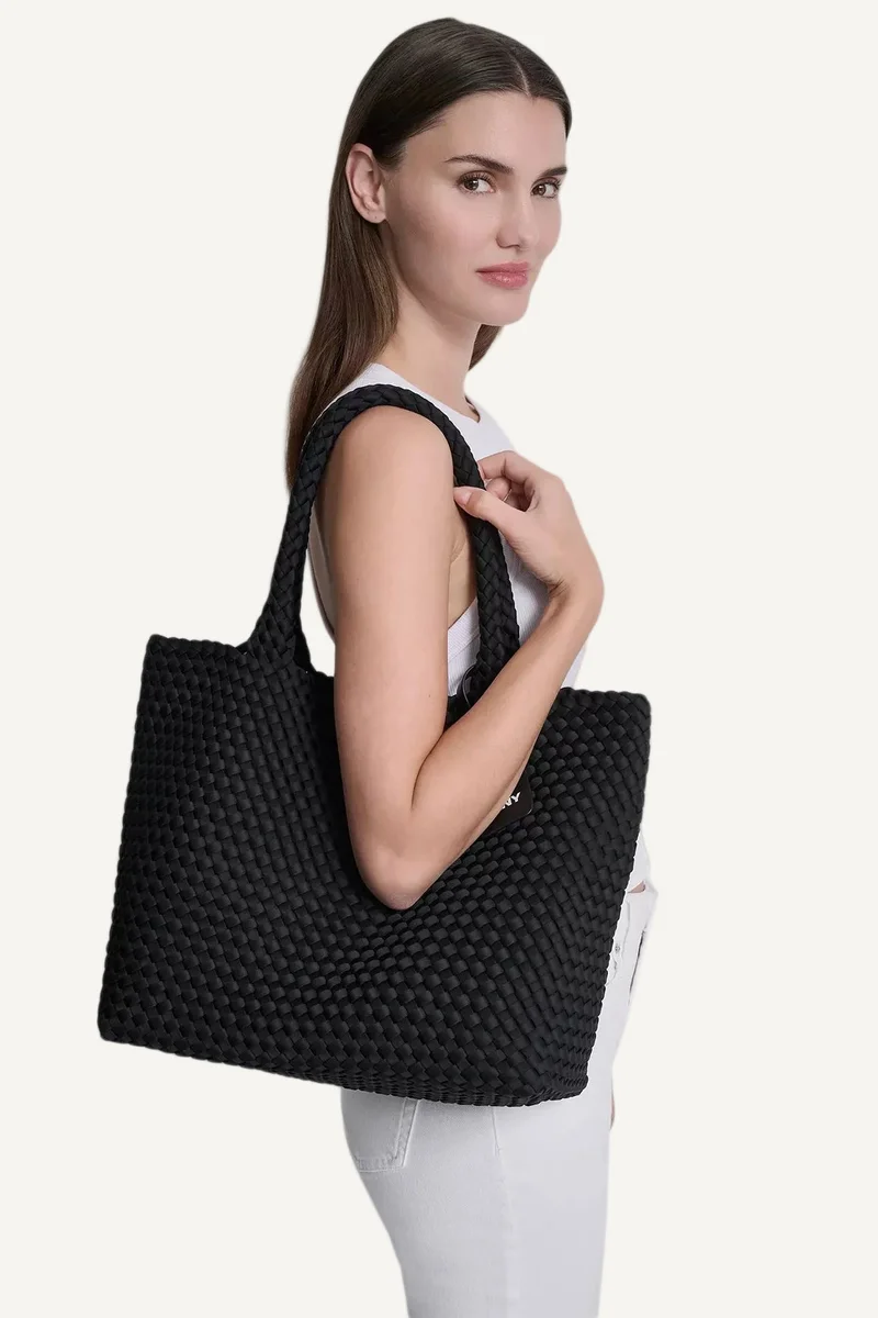 د ك ن ي GISELLE LARGE TOTE