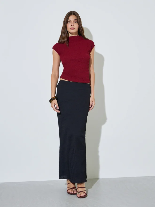 Styli Styli Black Textured Bias Skirt