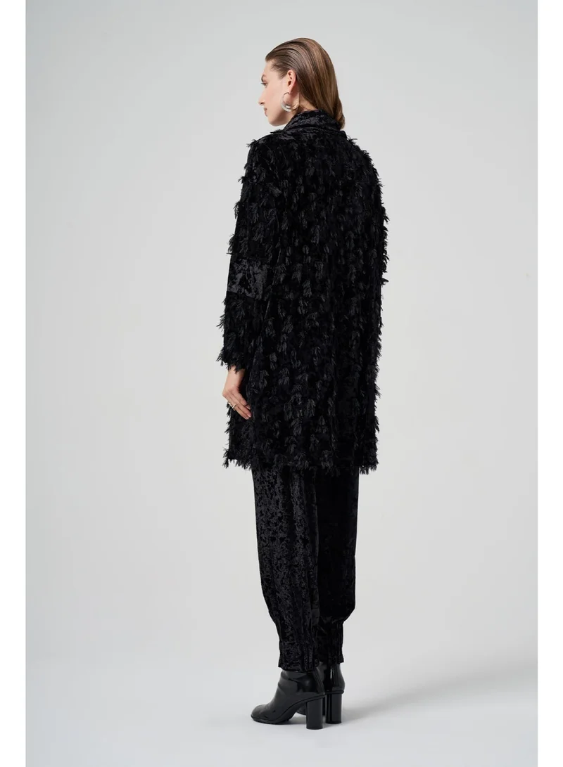 ميس ونس الإمارات Fringed Detail Zippered Bouclé Coat - Black